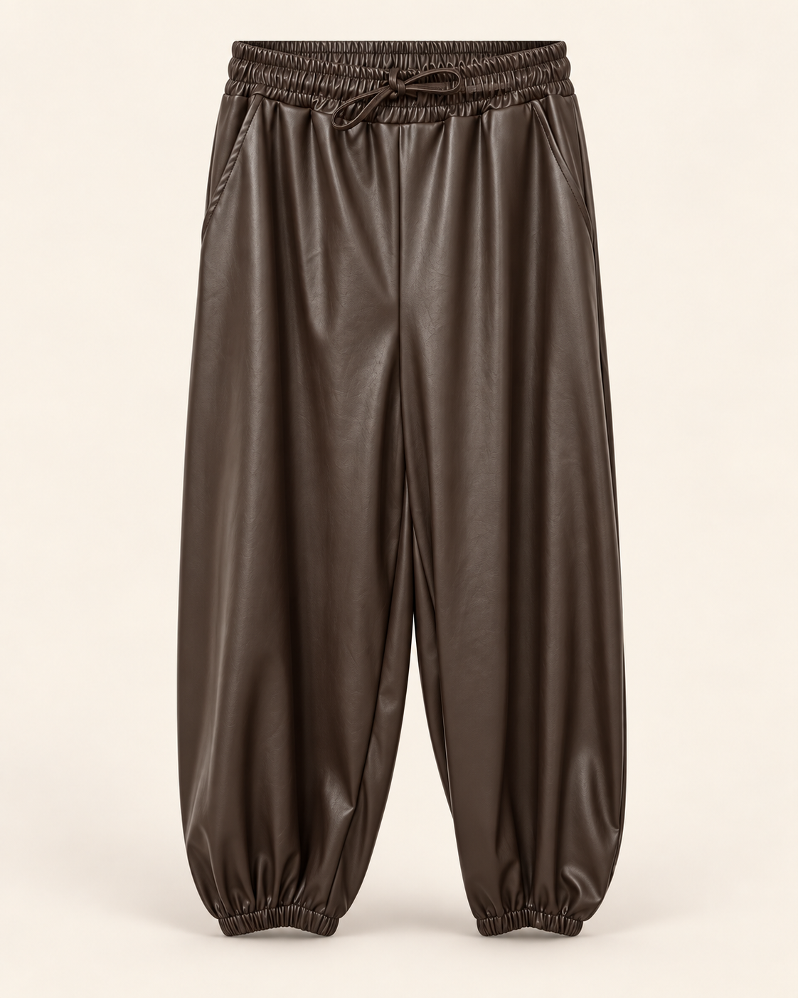 Pantalone jogger effetto pelle con coulisse